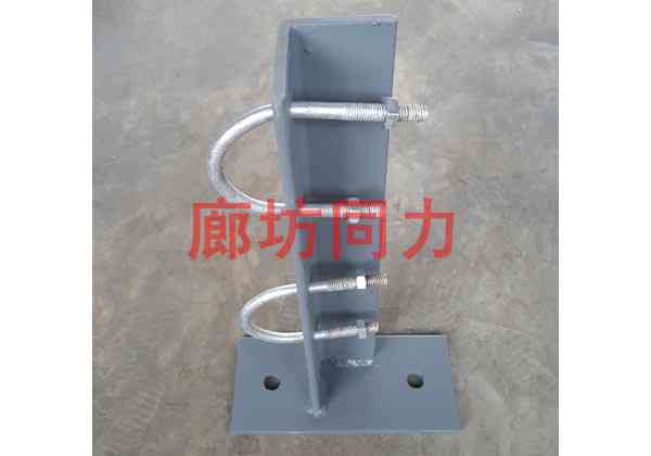 胀锚螺栓固定多乐竞在线网页版架